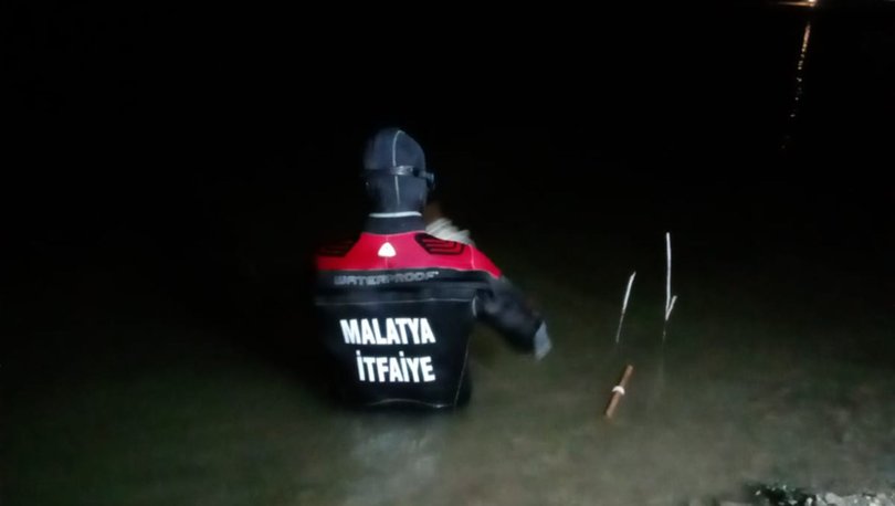 Malatya’da balıkçı teknesi devrildi, 1 kişi kayıp