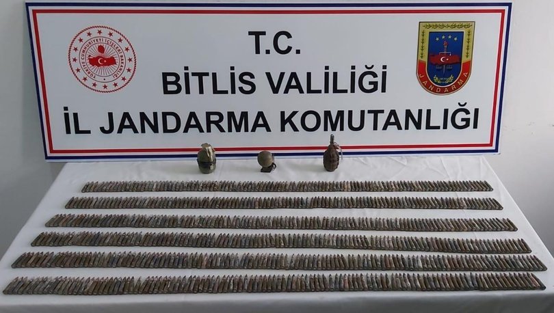 İki sığınak içerisinde 3 el bombası ile çok sayıda kalaşnikof fişeği ele geçirildi