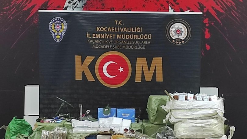 Kocaeli’de araç dolusu gümrük kaçağı eşyalar ele geçirildi