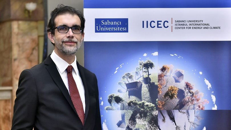IICED direktörlüğüne Bora Şekip Güray atandı