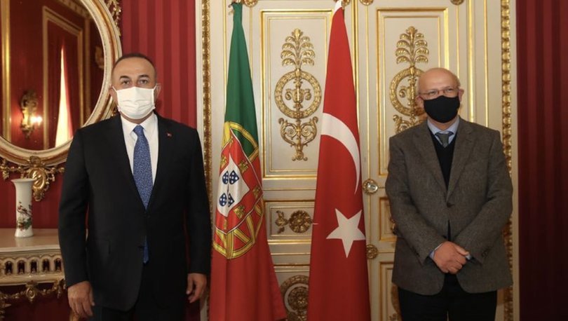 Bakan Çavuşoğlu’ndan kritik Fransa açıklaması