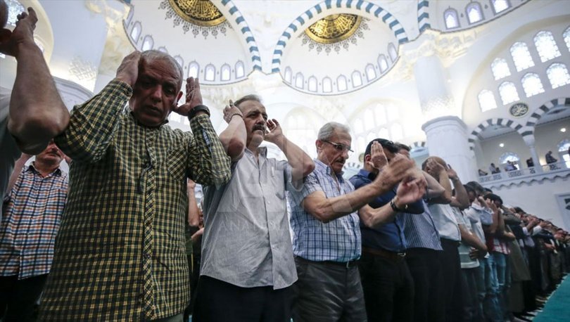 Cuma namazı saat kaçta? Gümüşhane’de cuma namazı saat kaçta kılınıyor? 15 Ocak Gümüşhane Cuma namazı saati