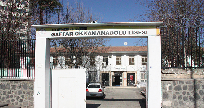 Kısıtlamada okulun bilgisayarlarını çalıp, delil bırakmamak için kamera kayıtlarını yok ettiler