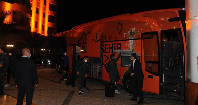 Başakşehir kafilesi Alanya’da