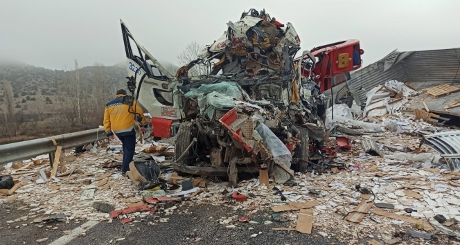 Yozgat’ta trafik kazası: 3 ölü