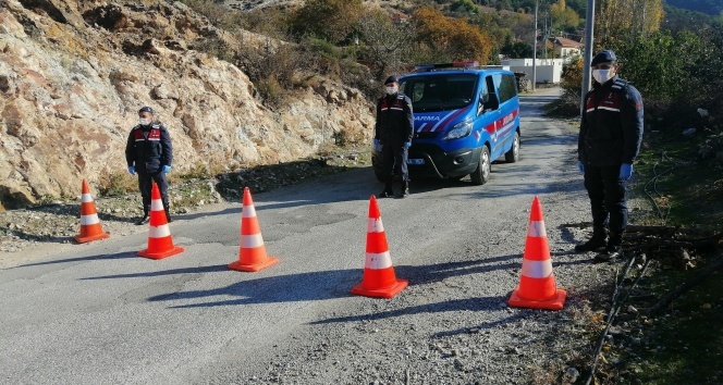Çanakkale’de bir köy daha karantinaya alındı