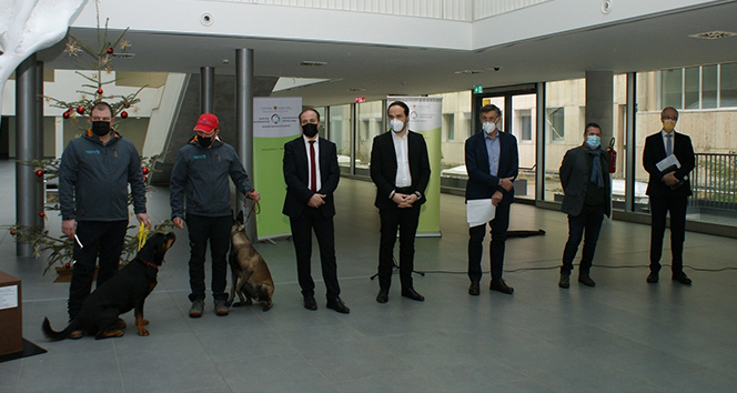 İtalya’da köpekler, okullarda Covid-19 taraması yapacak