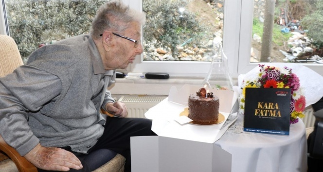 Emekli öğretmen 103 yaşında hayatını kaybetti