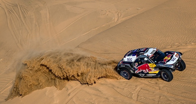 Dakar Rallisi’nde beşinci günde kazanan Giniel De Villiers