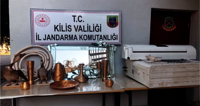 Bağ evi hırsızlarına darbe: 4 gözaltı