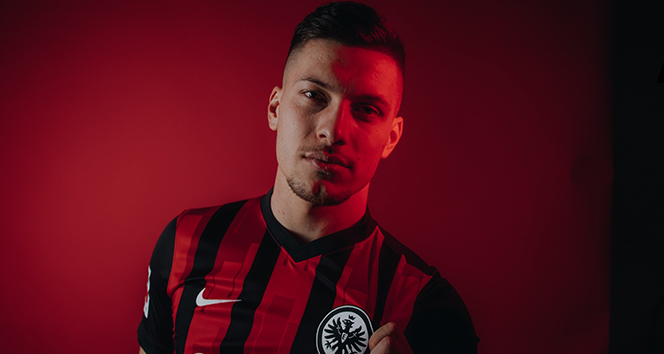 Luka Jovic, Eintracht Frankfurt’a döndü