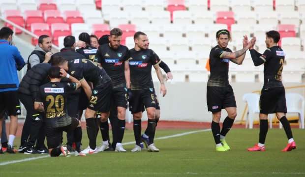 Denizlispor’da kazan kaynıyor