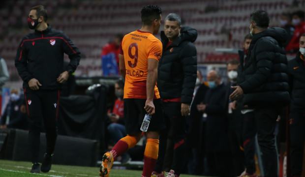 Galatasaray’da Falcao’dan kötü haber!