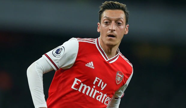 Mesut Özil’in menajerinden transfer açıklaması