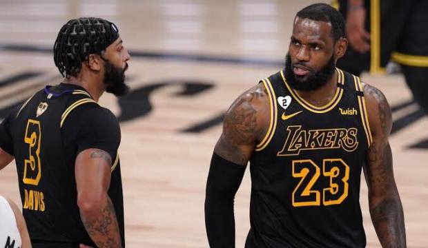 Lakers ve Bucks kazanmaya devam etti