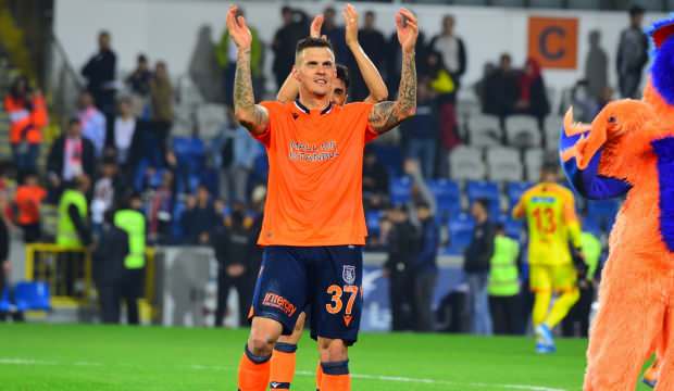 Başakşehir’de flaş gelişme! Sözleşmesi feshedildi