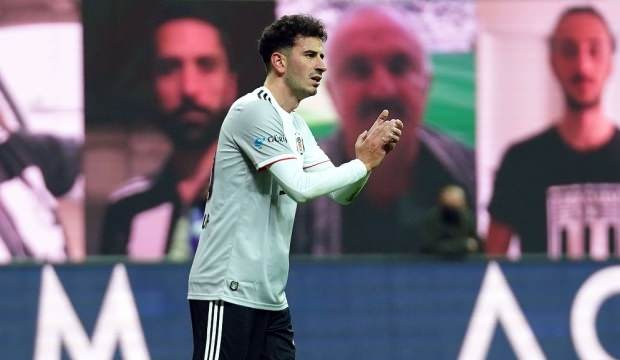 Oğuzhan Özyakup 8 maç sonra 11’de