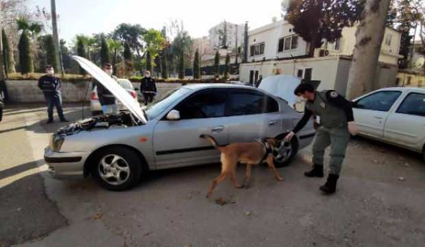 Otomobilde preslenmiş 31 kilo 100 gram toz esrar çıktı