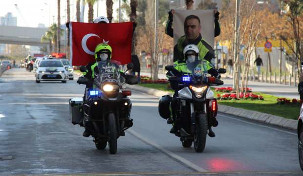 Şehit Fethi Sekin’in mesai arkadaşlarından kortej