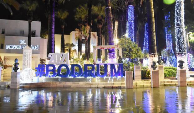 Yılbaşı konserlerinin verildiği ünlü meydan sessizliğe büründü