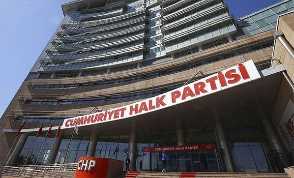 CHP’den 120 kişi daha istifa etti!