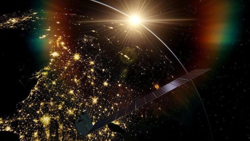 Elon Musk Starlink internetinin hızını anlattı
