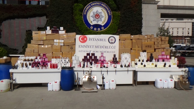 İstanbul'da milyonluk sahte parfüm operasyonu: 5 gözaltı
