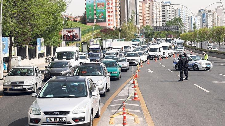 Trafikte ‘muafiyet’ kuyruğu
