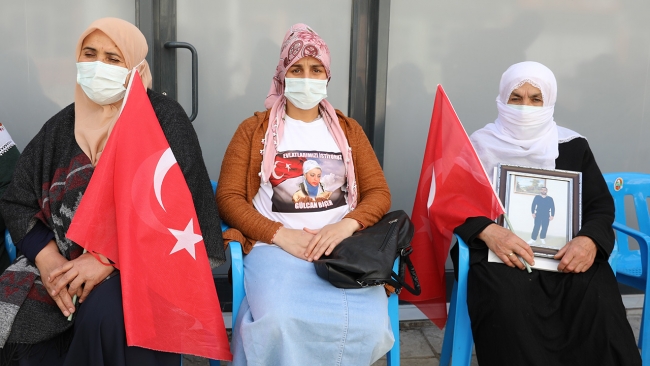 Van'da bir aile daha HDP ve PKK'ya isyan etti
