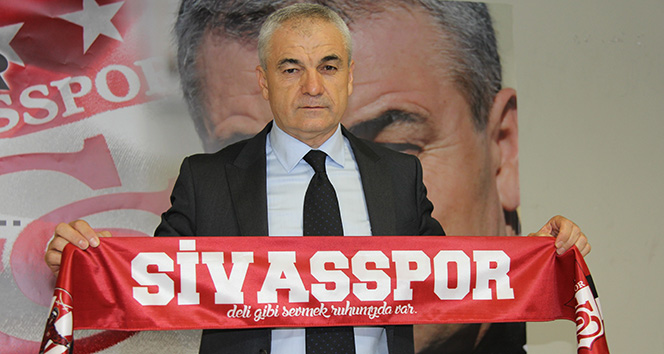 Rıza Çalımbay 1 yıl daha Sivasspor’da!