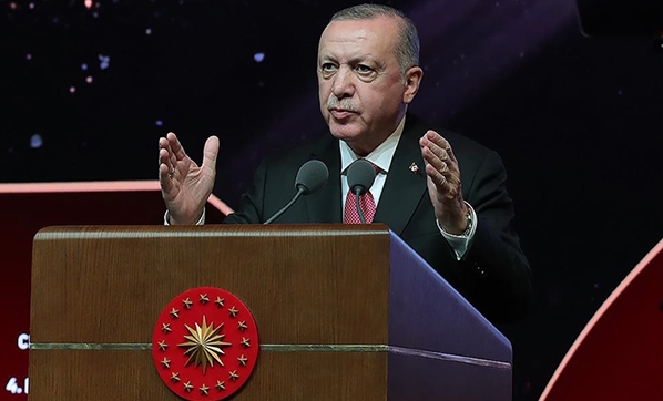 Cumhurbaşkanı Erdoğan: Fikir adamlarımız yeniden diriliş ve yükseliş için bize yol gösteriyor