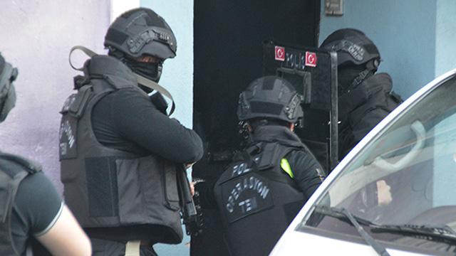 “Karagümrük çetesi” olarak bilinen suç örgütüne operasyon