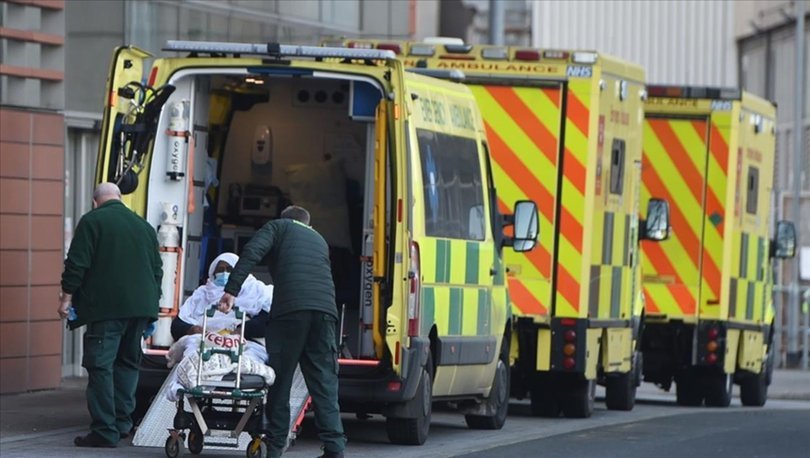 İngiltere Başbakanı Johnson, Kovid-19’un risk olmaya devam ettiğini söyledi