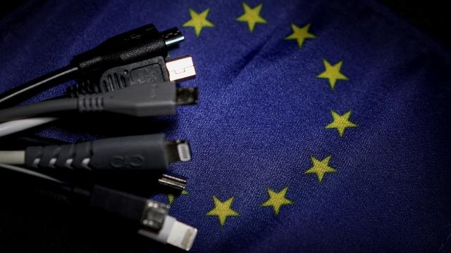 Akıllı telefonlarda ‘tek tip şarj’ dönemine geçilecek