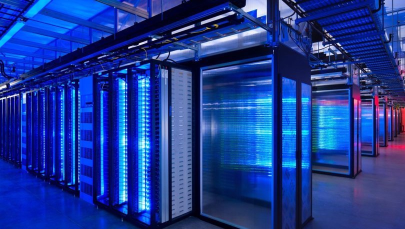Facebook tarihi çöküşün nedenini açıkladı!