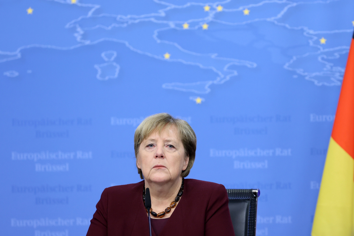 Merkel: “AB’de enerji krizine yönelik alınan tedbirler, yenilenebilir enerjiye geçişe zarar vermemeli”