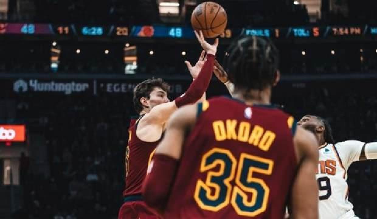 Cedi Osman’ın 23 sayısı Suns’ı durdurmaya yetmedi