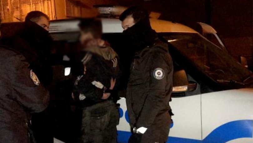 Adana’da hırsızlık şüphelisini vatandaşlar yakaladı