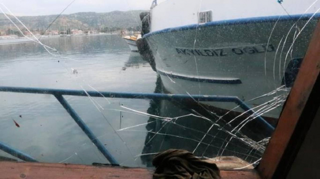 Yunan unsurlarınca vurulan balıkçıdan teknelerinin yakılmaya çalışıldığı iddiası