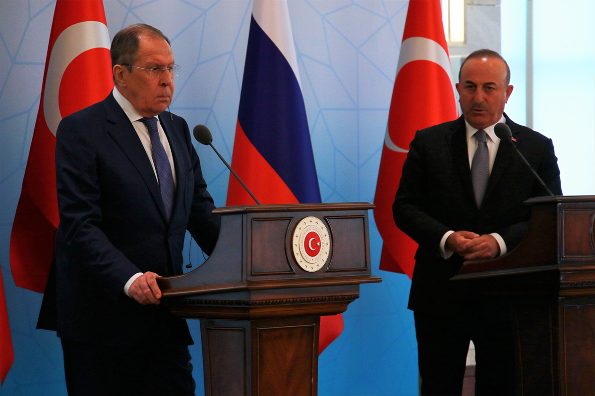Bakan Çavuşoğlu: ‘Teröristlerin bu bölgeden temizlenmesi konunda hem ABD’nin hem Rusya’nın taahhütleri var’