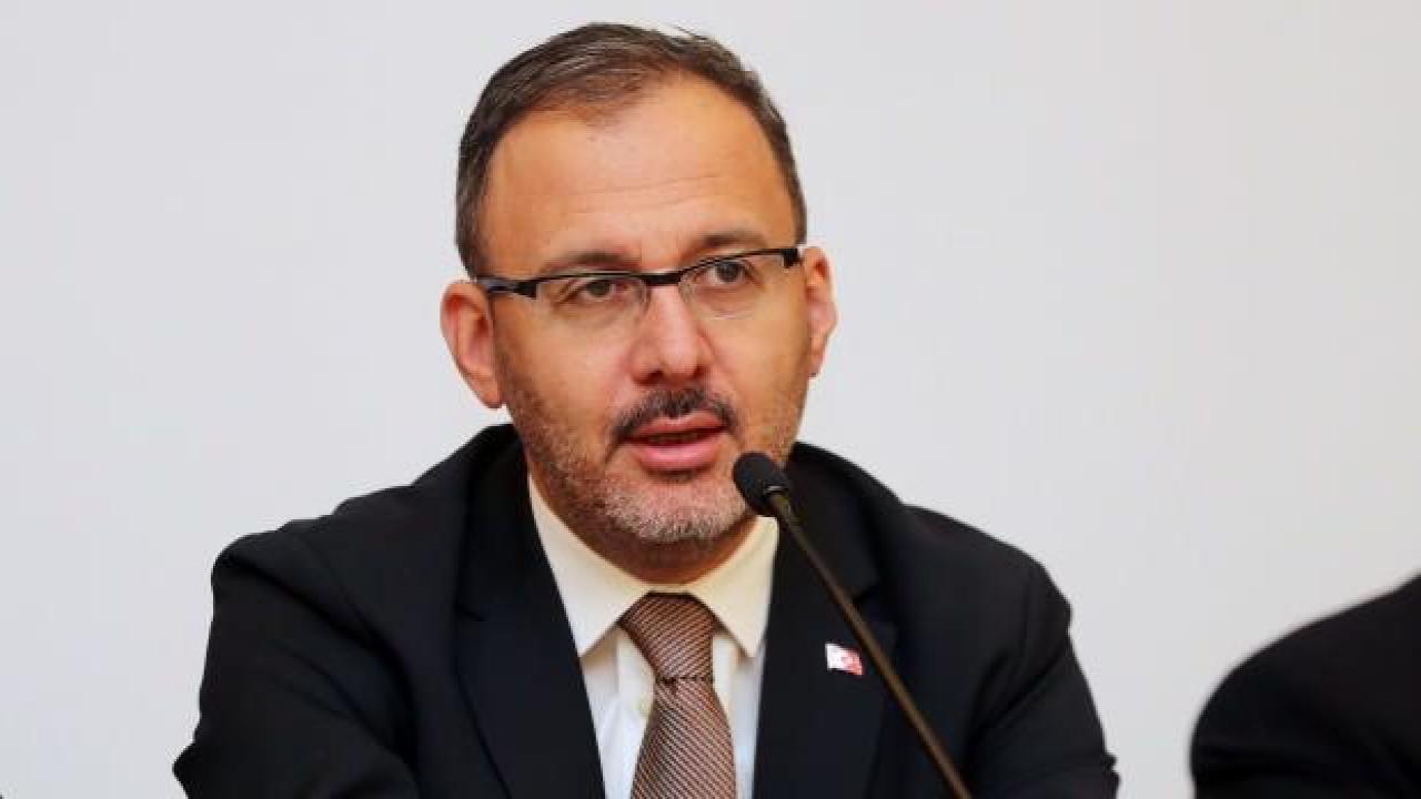 Bakan Kasapoğlu, Eskişehirspor Tesisleri’ni ziyaret etti!